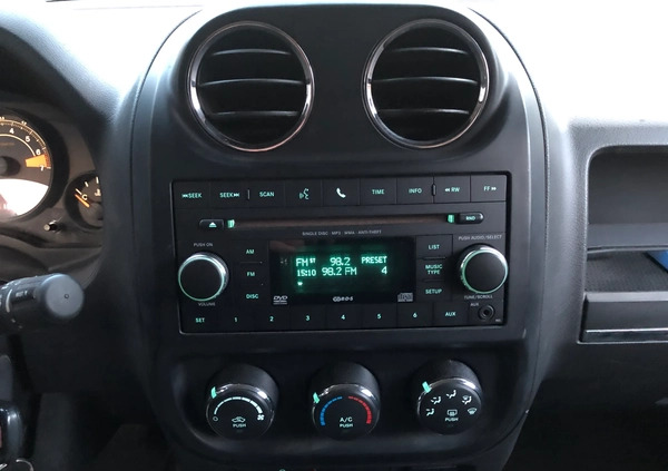 Jeep Patriot cena 44900 przebieg: 184000, rok produkcji 2014 z Lublin małe 379